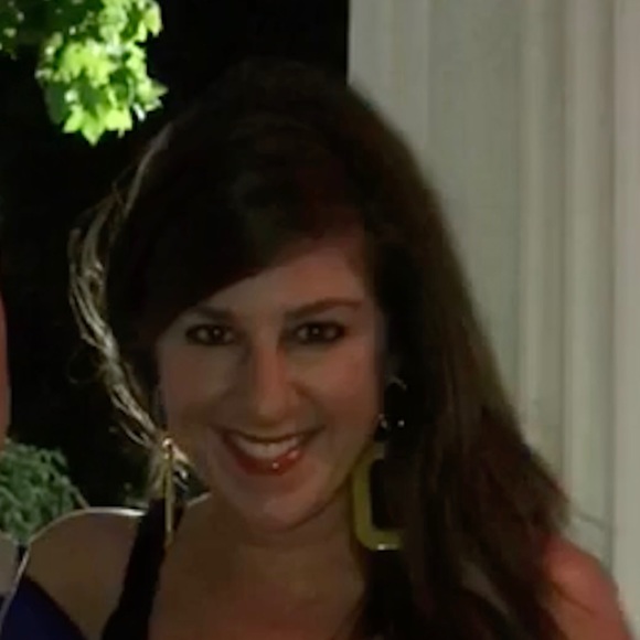 Profile Picture of Kate Hall (@magafask3) on Poshmark