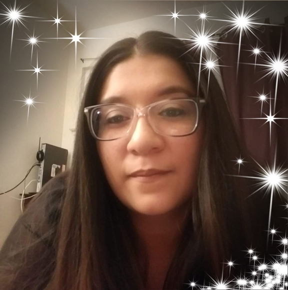 Profile Picture of Berenice Melgoza (@beremel84) on Poshmark