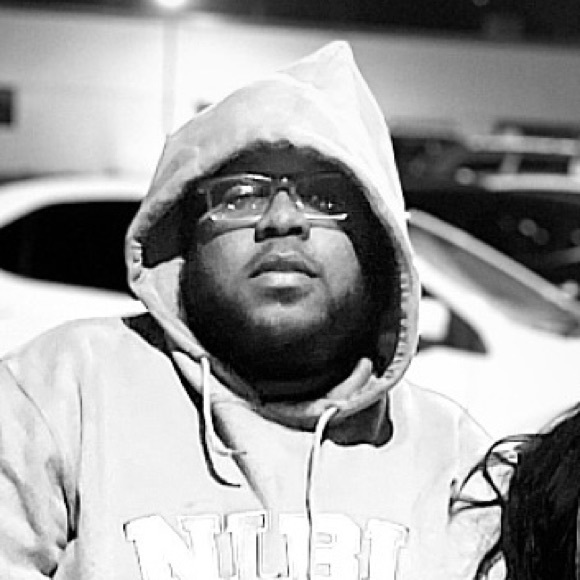 Profile Picture of Jeffon Williams (@bi6heff) on Poshmark