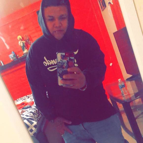 Profile Picture of Valladares Adrian (@valladaresa) on Poshmark