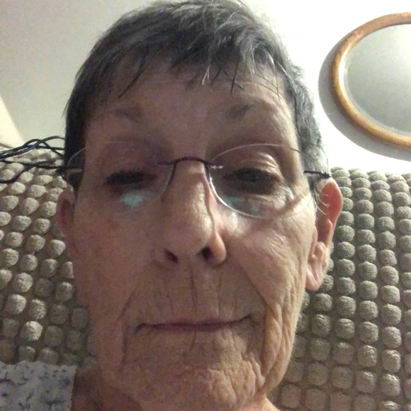 Profile Picture of Lorraine Leker (@plandll) on Poshmark