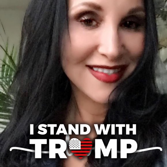 Profile Picture of Becky Bazyler (@rebrags) on Poshmark