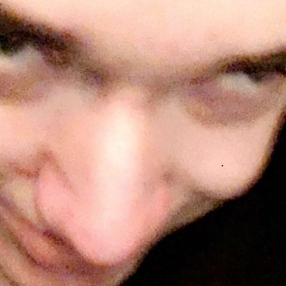 Profile Picture of Matthew Lamm (@skrubdi) on Poshmark