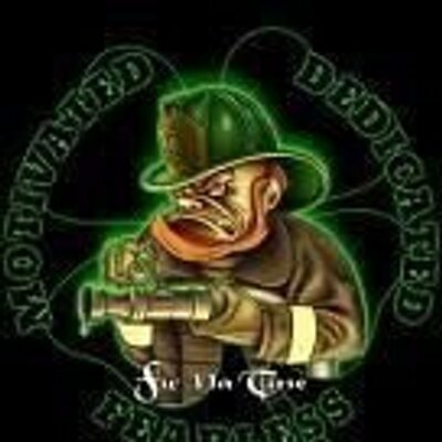 Profile Picture of Robert Standard (@CaliStreetKing) on Twitter