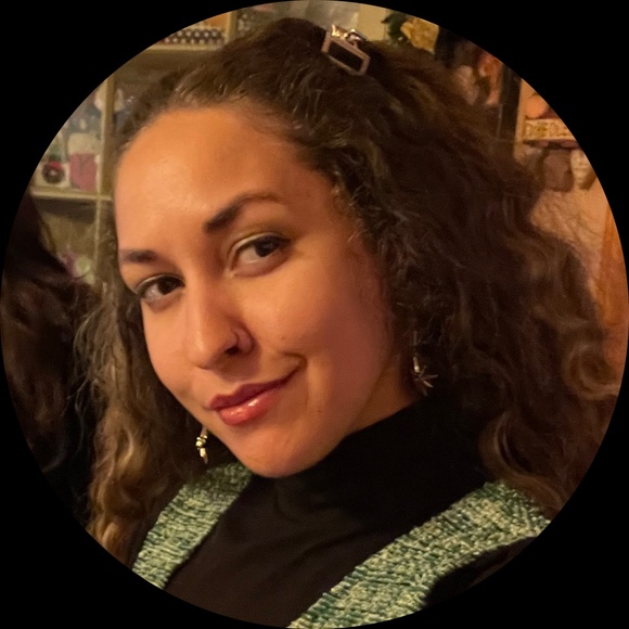Profile Picture of Brittany Pfefferkorn (@brittanykorn) on Poshmark