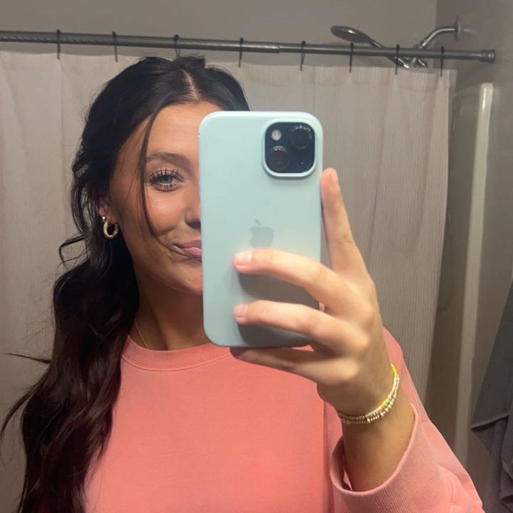 Profile Picture of ash (@ashlynfordham0) on Tiktok