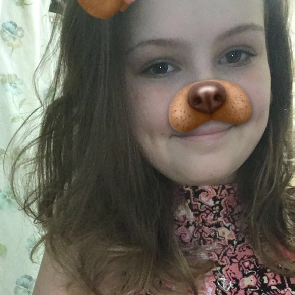 Profile Picture of Alexis Genore (@alexis_440) on Poshmark
