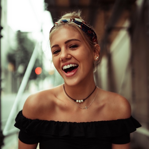 Profile Picture of Kendall Kloza (@kendall_kloza) on Poshmark