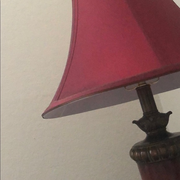 Profile Picture of Carlos Urgiles (@carlangas727) on Poshmark