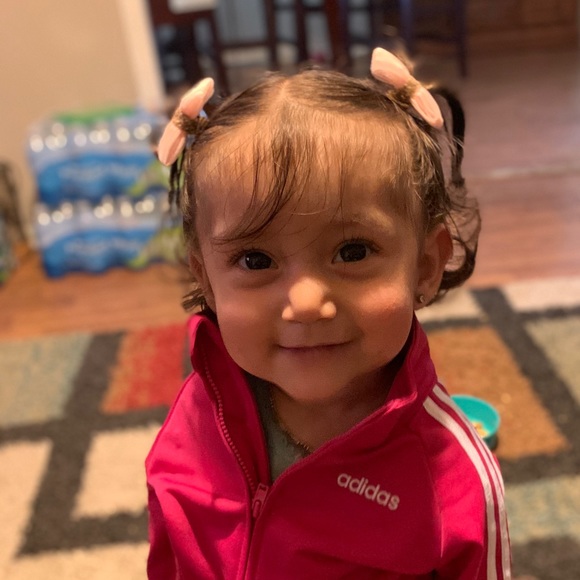 Profile Picture of Jessica Vallecillo (@jessica6g) on Poshmark