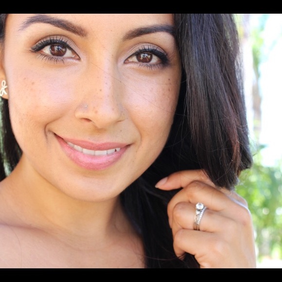 Profile Picture of Bettina Gutierrez (@freshmommie) on Poshmark