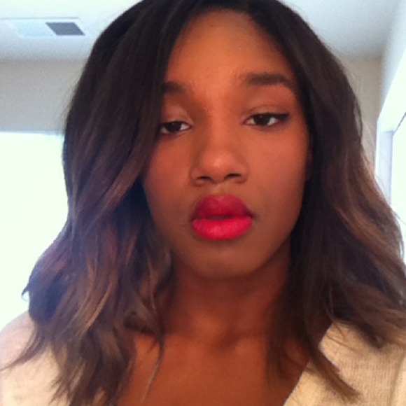 Profile Picture of Lailah Chism (@deepseatedstyle) on Poshmark