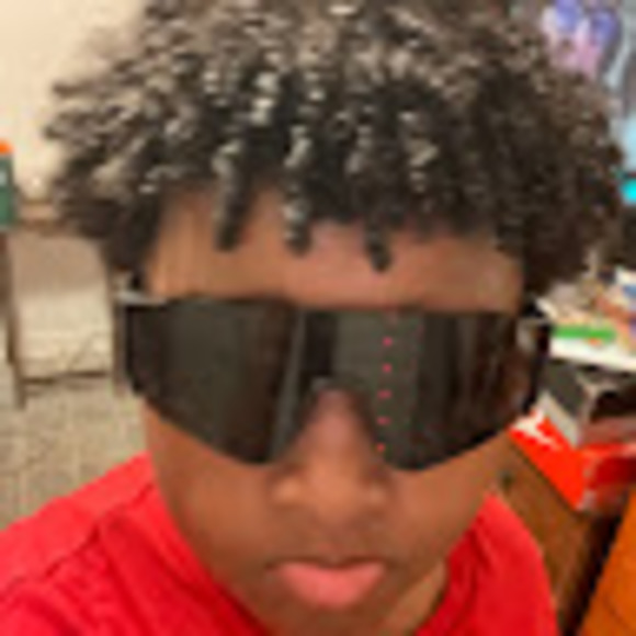 Daniel Christmas - Poshmark Profile Picture of Daniel Christmas (@danielchrist837) on Poshmark