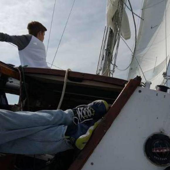 Profile Picture of Asher Thompson (@asher6012) on Poshmark