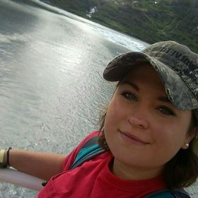 Profile Picture of Allison Bennett (@allisondanell) on Pinterest
