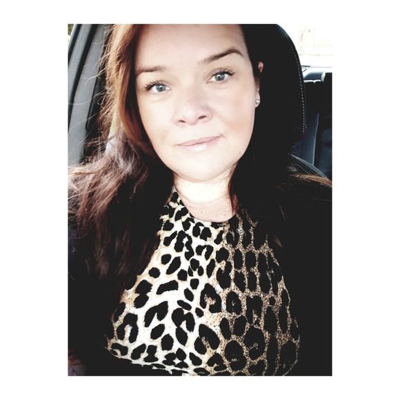 Sheree Kemp - Poshmark Profile Picture of Sheree Kemp (@shereekemp) on Poshmark