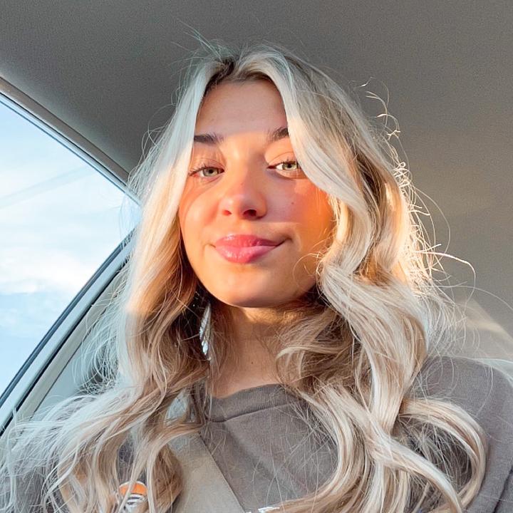 Profile Picture of Jenna (@jenna_kraemer) on Tiktok