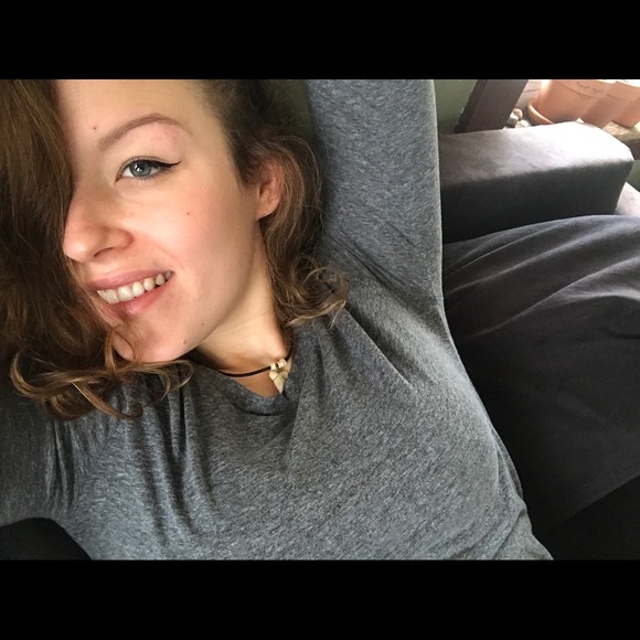 Profile Picture of Katie Surowiec (@knoelle44) on Poshmark