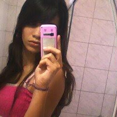 Profile Picture of Julia Oliver (@juliaoliver_) on Twitter
