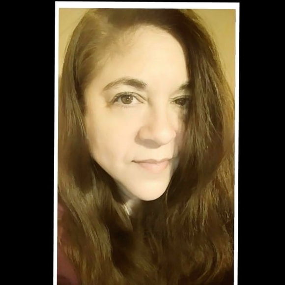 Profile Picture of San Treviño (@hademarruecos) on Poshmark