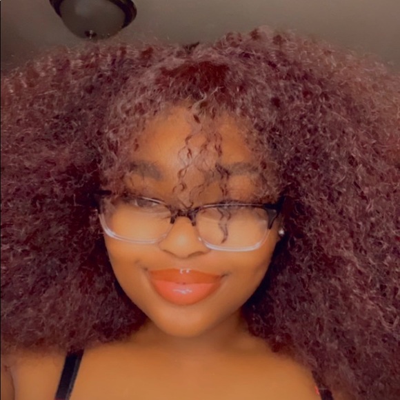 Profile Picture of Aaliyah Neal (@aaliyahneal19) on Poshmark
