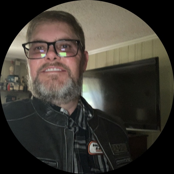 Profile Picture of Gary Clouse (@grclouse) on Poshmark