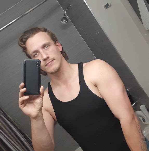 Profile Picture of Jimmy Fowler (@jimmyfowler) on Poshmark