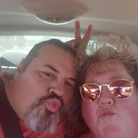 Profile Picture of Karen stites Kirk (@karenkirk1972) on Poshmark