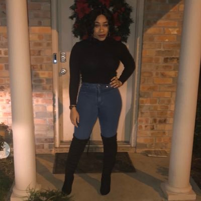 Profile Picture of Lisa McDowell (@_whatanACE) on Twitter