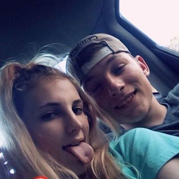 Profile Picture of Danny Smith (@loverosa2803) on Poshmark