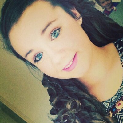 Profile Picture of Katie Muir (@katiemuirStyles) on Twitter