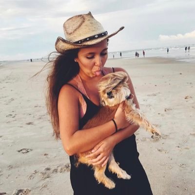 Profile Picture of Meghan Pierce (@meghanpierce98) on Twitter