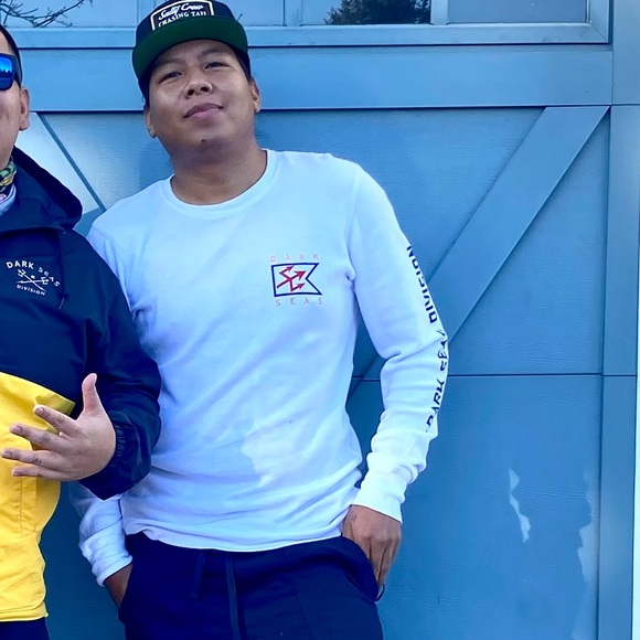 Profile Picture of Robin Ly (@kiddninja562) on Poshmark