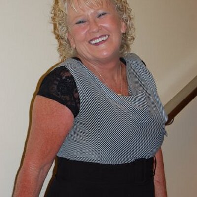 Profile Picture of Sharon Funk (@shezza55) on Twitter