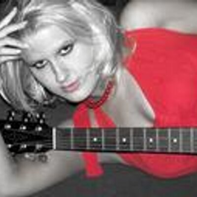 Profile Picture of Crista Lynn Wright (@CristaLynn1987) on Twitter