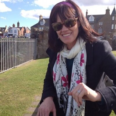 Profile Picture of Denise Waddell Conte (@dwcdoghouse7) on Twitter