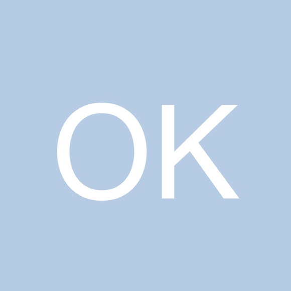 Profile Picture of Olivia Kohlstaedt (@okohlslaw) on Poshmark