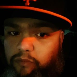 Profile Picture of Joe Gore (@rungorerun21) on Twitter