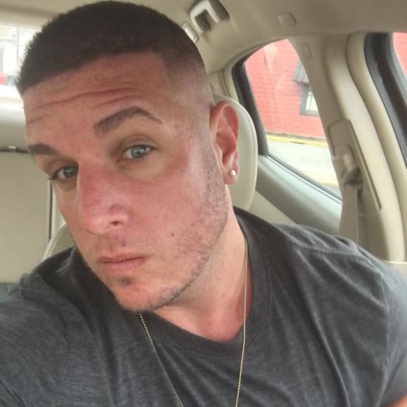 Profile Picture of Christopher Urso (@christopherurso) on Poshmark