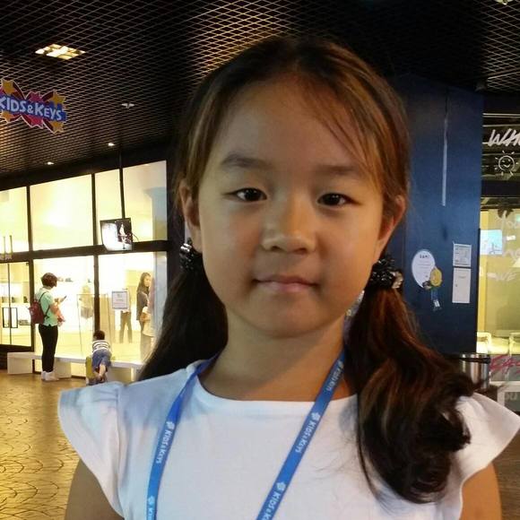 Profile Picture of Eun cheon Lim (@eunclim) on Poshmark