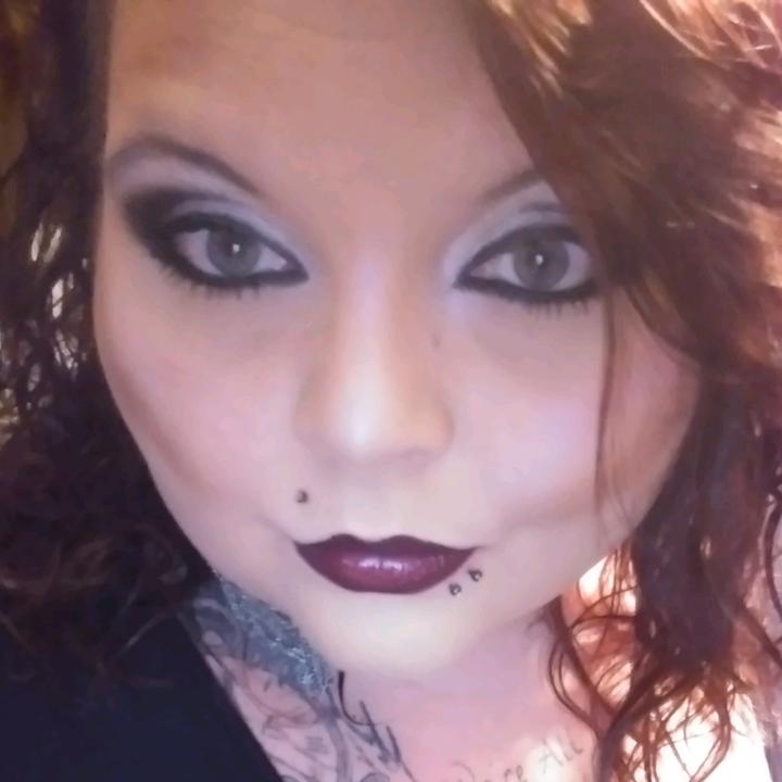Profile Picture of Candice Crabtree (@@candicecrabtree1) on Tiktok