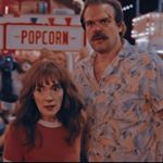 Profile Picture of 𝐉𝗼𝐲𝐜𝐞 𝐁𝐲𝐞𝐫𝐬 𝐚𝐧𝐝 𝐉𝐢𝗺 𝐇𝗼𝐩𝐩𝐞𝐫🎬 (@hawkins_parents) on Instagram