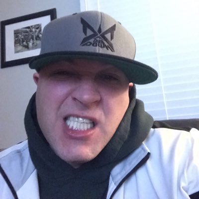 Profile Picture of Chris Rayburn (@bubbs6980) on Twitter