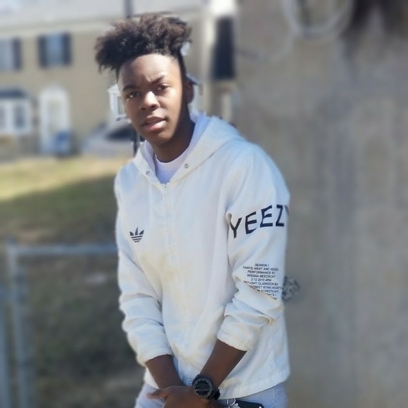 Profile Picture of Karon Campbell (@karon_campbell) on Poshmark