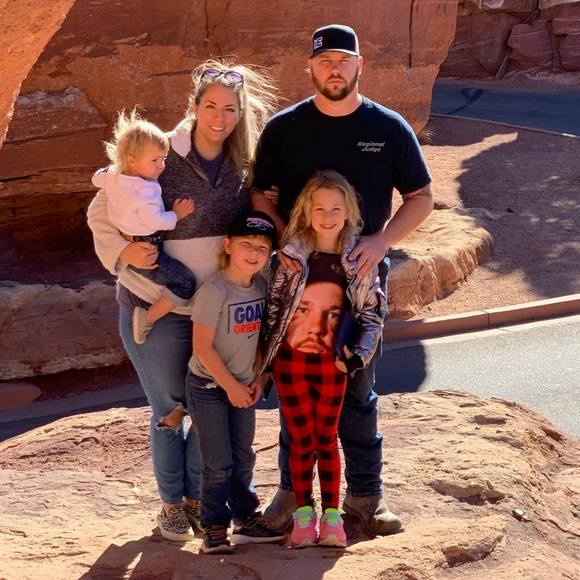 Jennifer Bluntzer - Poshmark Profile Picture of Jennifer Bluntzer (@jbluntzer) on Poshmark