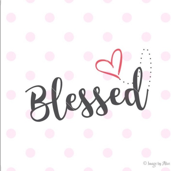 Profile Picture of Kim Yates (@mamax3782) on Poshmark