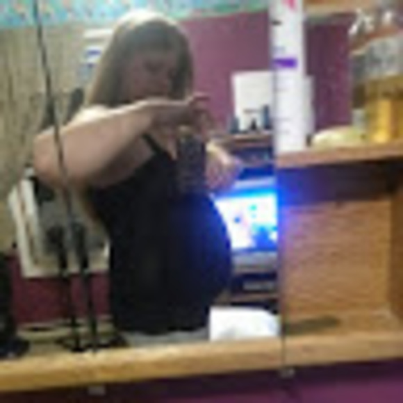 Profile Picture of Lisa Walters (@cavalierbaby1) on Poshmark