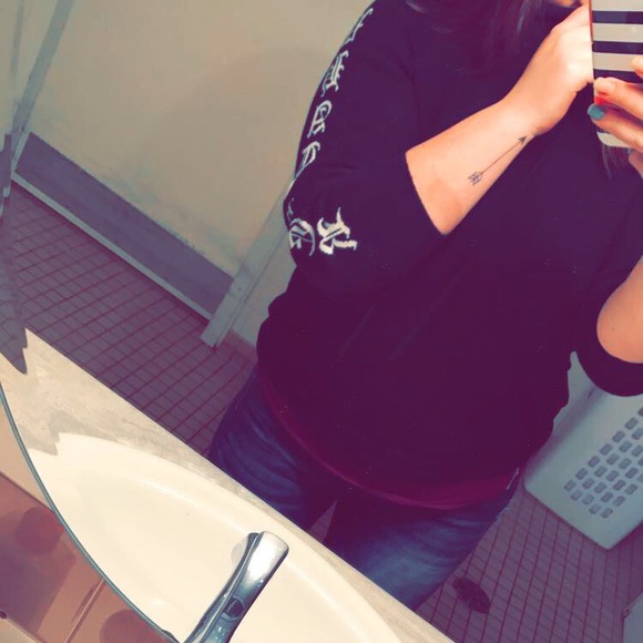 Profile Picture of Katelyn Reid (@kkjreid) on Poshmark