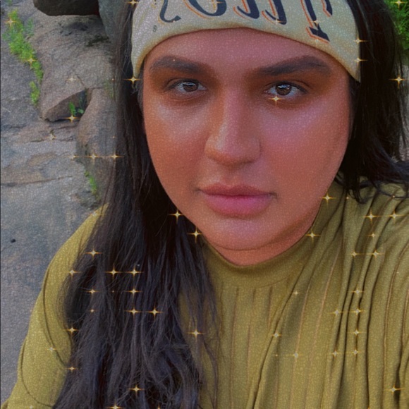 Profile Picture of Andrew Johnson (@spoonfulofandy) on Poshmark