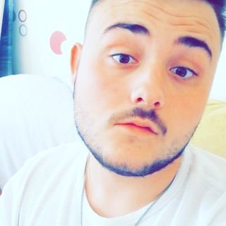 Profile Picture of Eugene Krabs (@alexis_perrone) on Twitter